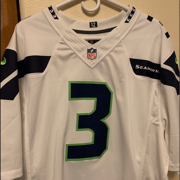 Russel Wilson authentic Jersey - Picture 4 of 4